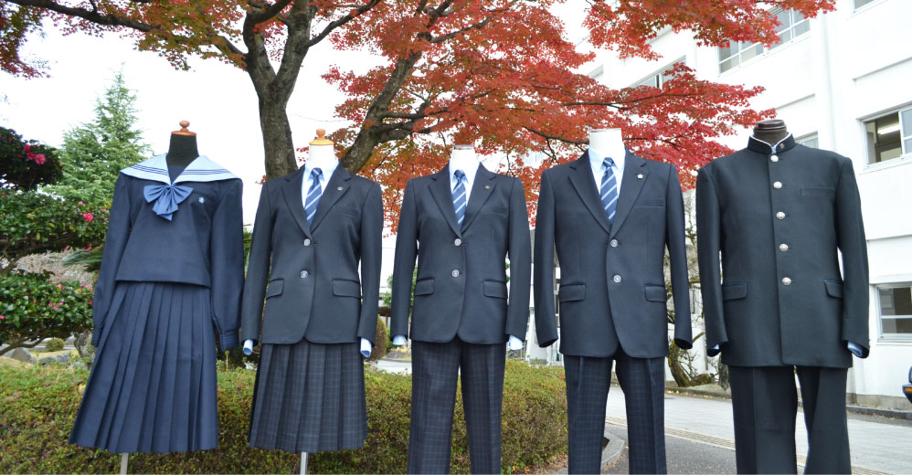 水口高校の制服